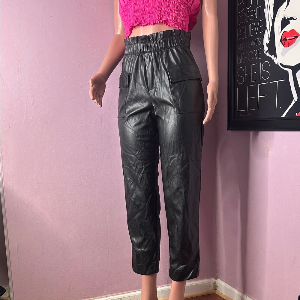 Banana Republic high Rise Black Cropped